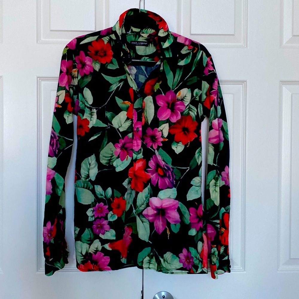 Beautiful Dolce Gabbana shirt